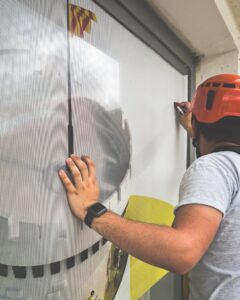 Photographie de réalisation UNICOM, projet de signalétique 3